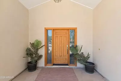 8611 W Foothill Drive, Peoria, AZ 85383 - Photo 8