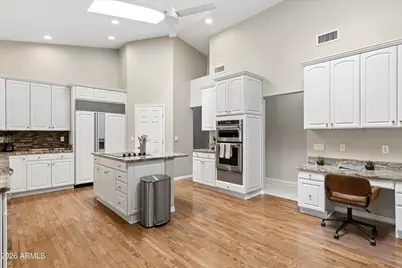 8611 W Foothill Drive, Peoria, AZ 85383 - Photo 18