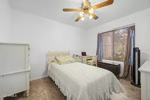 4625 E Lavender Ln, Phoenix, AZ 85044 - Photo 24