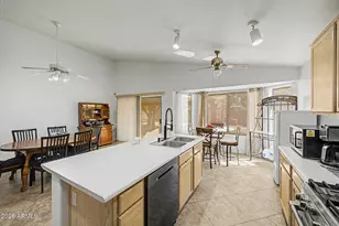 4625 E Lavender Ln, Phoenix, AZ 85044 - Photo 14