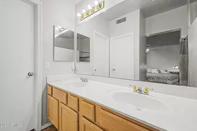 4625 E Lavender Lane, Phoenix, AZ 85044 - Photo 18