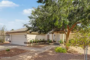 4625 E Lavender Ln, Phoenix, AZ 85044 - Photo 4