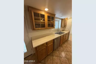 705 E Michelle Drive, Phoenix, AZ 85022 - Photo 6
