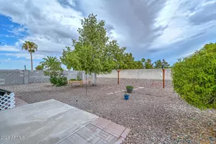 10914 W Manzanita Dr, Sun City, AZ 85373 - Photo 44
