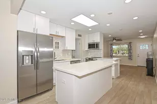 10914 W Manzanita Dr, Sun City, AZ 85373 - Photo 12