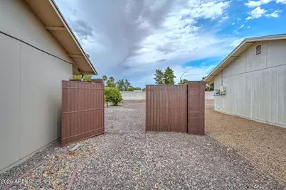 10914 W Manzanita Drive, Sun City, AZ 85373 - Photo 6