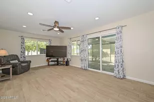 10914 W Manzanita Dr, Sun City, AZ 85373 - Photo 18