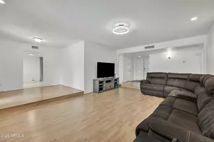 3833 W Phelps Rd, Phoenix, AZ 85053 - Photo 16