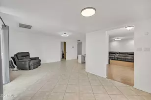 3833 W Phelps Rd, Phoenix, AZ 85053 - Photo 22