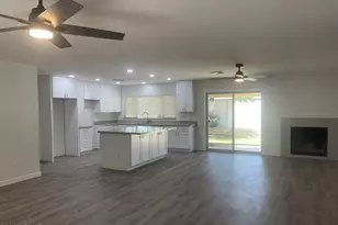 2920 E Michelle Dr, Phoenix, AZ 85032 - Photo 8