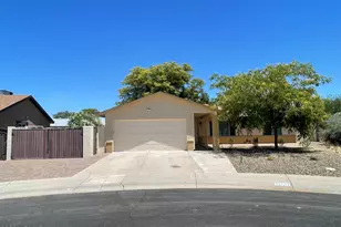 2920 E Michelle Dr, Phoenix, AZ 85032 - Photo 1