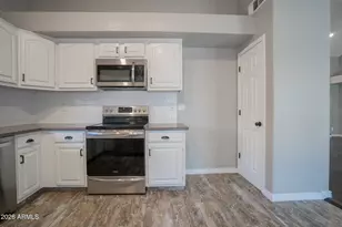 16006 S 39th St, Phoenix, AZ 85048 - Photo 8