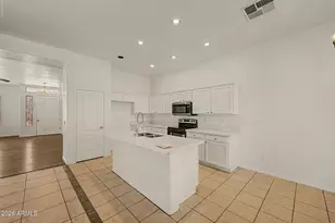530 S Bahama Dr, Gilbert, AZ 85296 - Photo 12