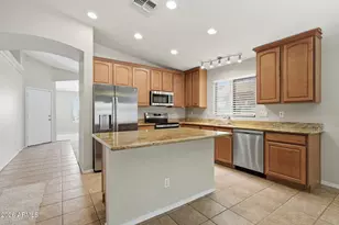 1645 E Balboa Dr, Casa Grande, AZ 85122 - Photo 2