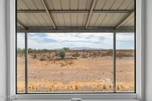 471 S Cardoza Dr, Morristown, AZ 85342 - Photo 18