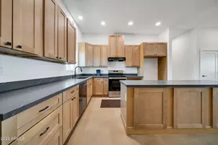 471 S Cardoza Dr, Morristown, AZ 85342 - Photo 8