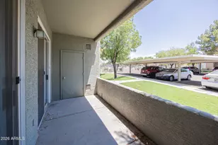 2929 W Yorkshire Dr, Phoenix, AZ 85027 - Photo 18