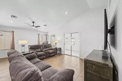 6735 E Melrose Street, Mesa, AZ 85215 - Photo 2