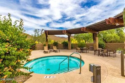 1823 W Fetlock Trail, Phoenix, AZ 85085 - Photo 34