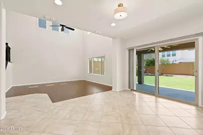 1823 W Fetlock Trail, Phoenix, AZ 85085 - Photo 8
