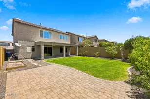 1823 W Fetlock Trail, Phoenix, AZ 85085 - Photo 26
