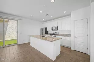 14690 W Sand Hills Rd, Surprise, AZ 85387 - Photo 8
