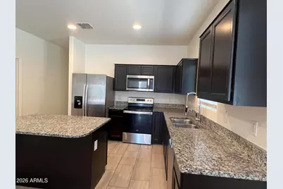 7833 W Kerby Avenue, Phoenix, AZ 85043 - Photo 6