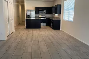 7833 W Kerby Ave, Phoenix, AZ 85043 - Photo 10