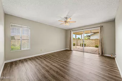 11409 S Shoshoni Drive, Phoenix, AZ 85044 - Photo 8