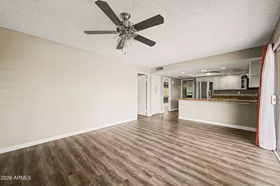 11409 S Shoshoni Drive, Phoenix, AZ 85044 - Photo 10