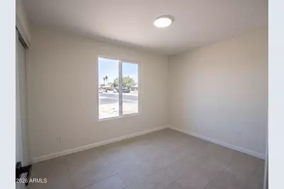 2541 N 50 Lane, Phoenix, AZ 85035 - Photo 14