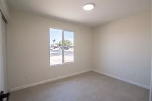 2541 N 50th Ln, Phoenix, AZ 85035 - Photo 14