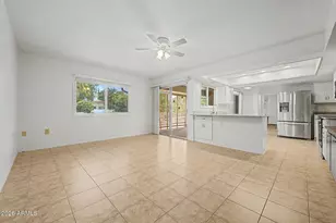 19029 N Palo Verde Dr, Sun City, AZ 85373 - Photo 14