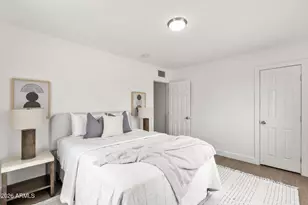 2510 E Fairmount Ave, Phoenix, AZ 85016 - Photo 8