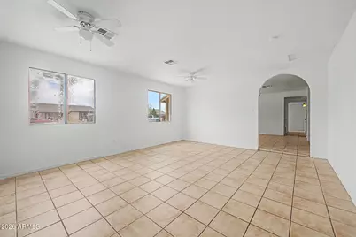 6616 W Cambridge Avenue, Phoenix, AZ 85035 - Photo 8