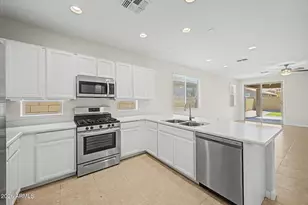 3737 S 64th Ln, Phoenix, AZ 85043 - Photo 12