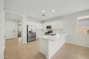 3737 S 64th Ln, Phoenix, AZ 85043 - Photo 10