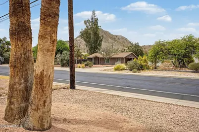 2577 E Sweetwater Avenue, Phoenix, AZ 85032 - Photo 28