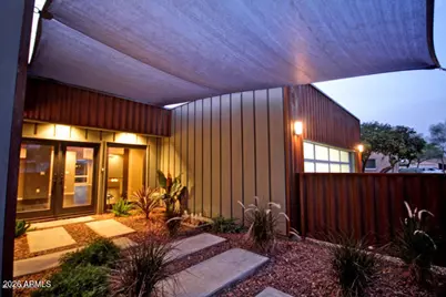 5426 N 81st Place, Scottsdale, AZ 85250 - Photo 2