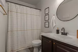 1734 W Wildwood Dr, Phoenix, AZ 85045 - Photo 8
