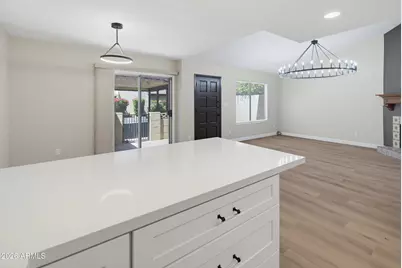 3033 N 39th Street #3, Phoenix, AZ 85018 - Photo 6