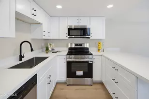 3033 N 39th St, Phoenix, AZ 85018 - Photo 8