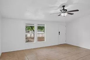 4716 N Bonanza Dr, Casa Grande, AZ 85194 - Photo 2