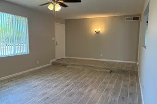 3107 W Tuckey Ln, Phoenix, AZ 85017 - Photo 2