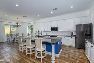 9456 W Via Del Sol, Peoria, AZ 85383 - Photo 2