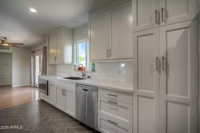 1526 W Windsor Avenue, Phoenix, AZ 85007 - Photo 14