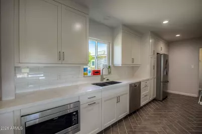 1526 W Windsor Avenue, Phoenix, AZ 85007 - Photo 12