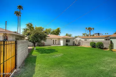 1526 W Windsor Avenue, Phoenix, AZ 85007 - Photo 40