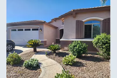 2736 E Sourwood Drive, Gilbert, AZ 85298 - Photo 2