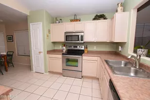8527 W Rue De Lamour, Peoria, AZ 85381 - Photo 4